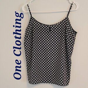 One Clothing Navy & White Sailboat Tank W/Adjustable Straps. Sz: M